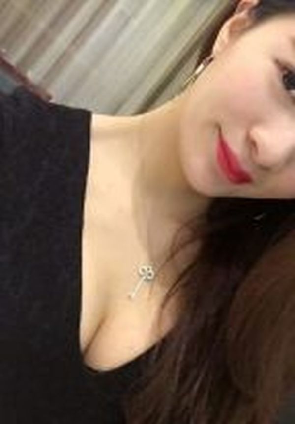 Niesia - escort Świętochłowice