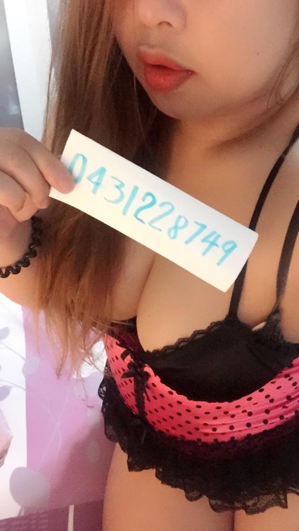 Henrietta - escort Legnica
