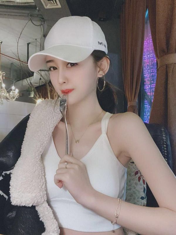Gella - escort Bytom